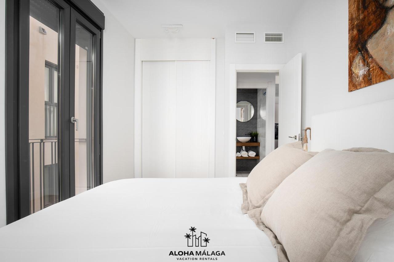 Luxury Duplex With Pool And Padel Court In Town Apartment Malaga Exterior photo